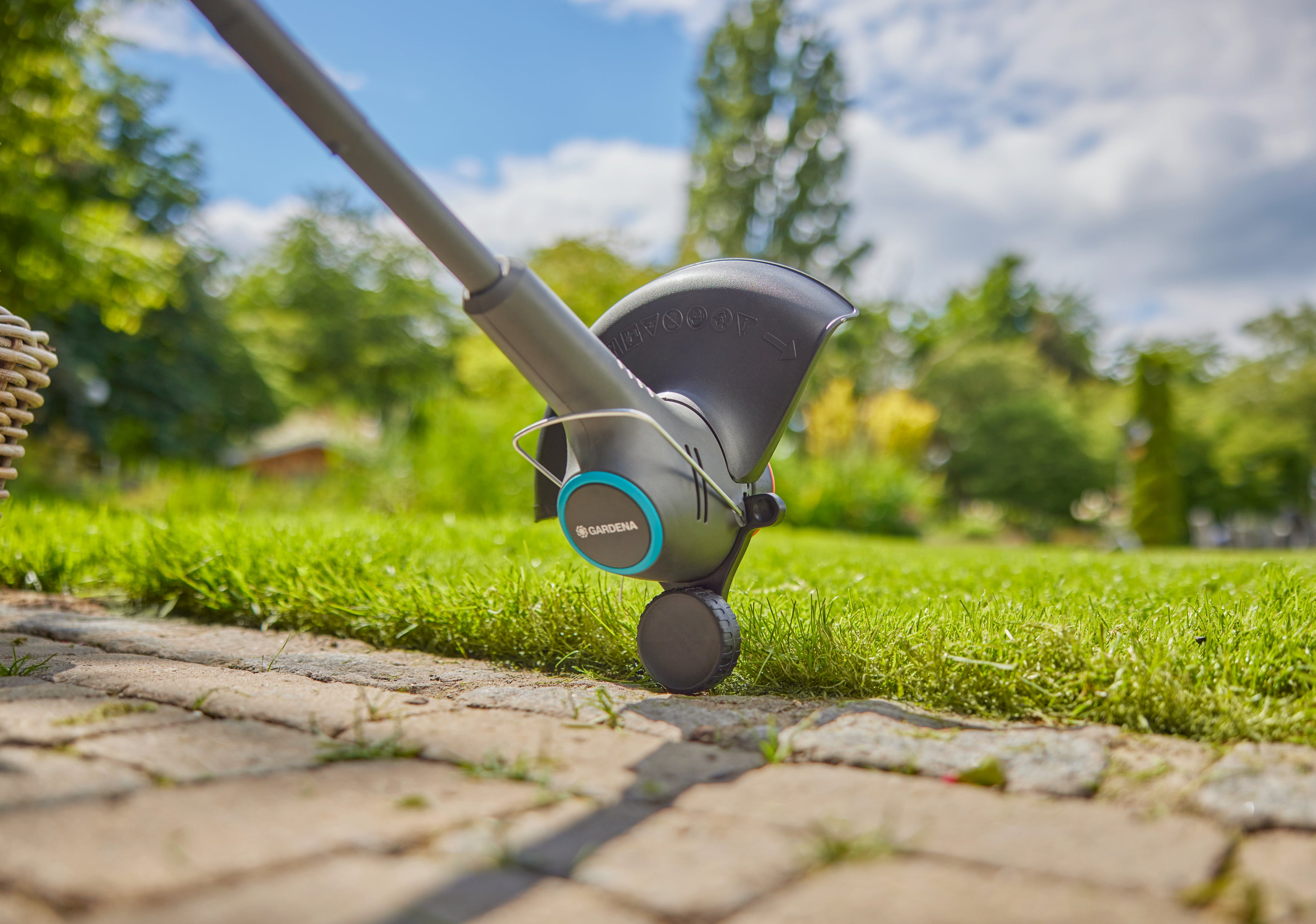 Gardena Akku-Trimmer Akku-Trimmer EasyTrim 25/18V P4A solo #14704-55.